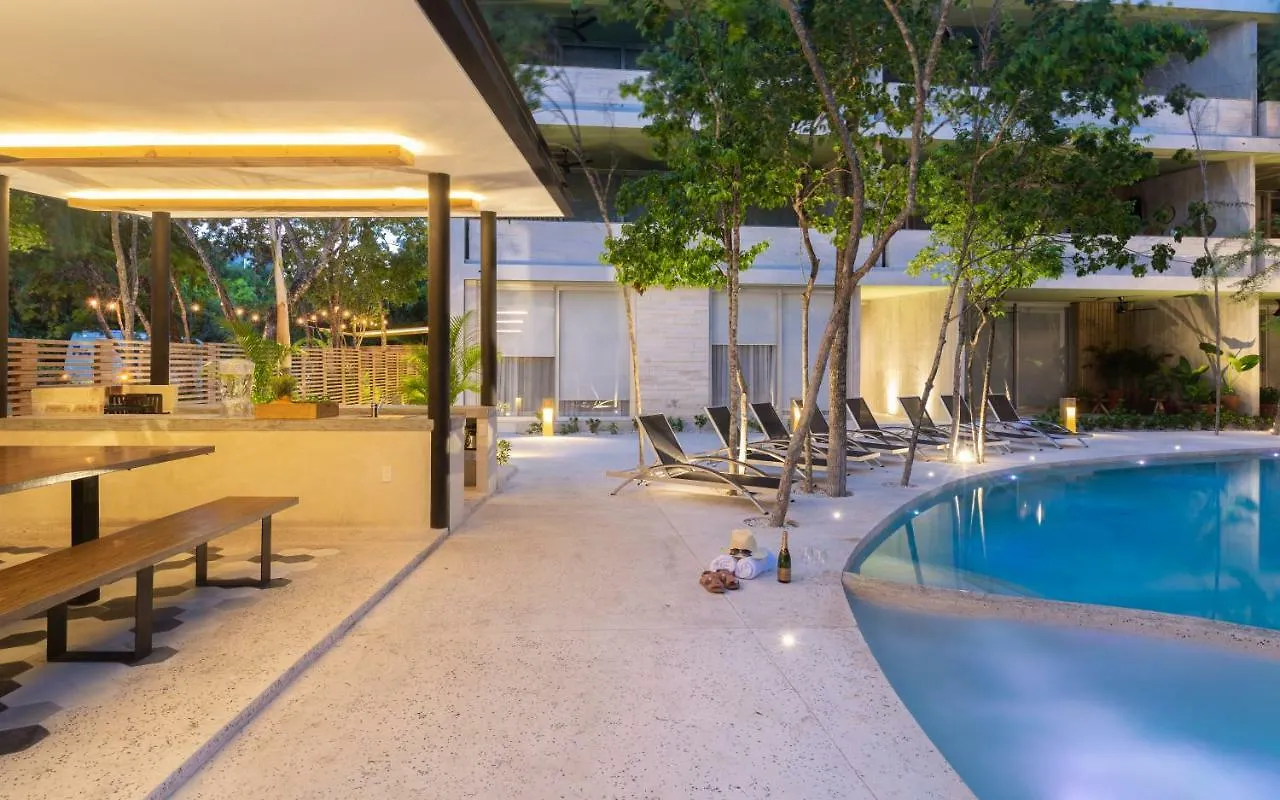 公寓式酒店 Attha Cenote Luxury Condo 图卢姆