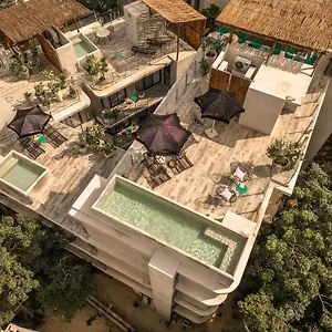Apart-hotel Naj