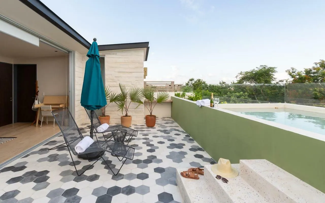 Attha Cenote Luxury Condo Tulum 3*,